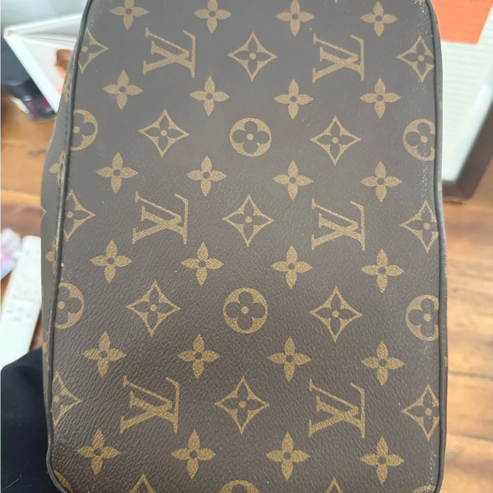 Louis Vuitton Brown and Blue Monogram Shoulder Bag - Picture 8 of 8